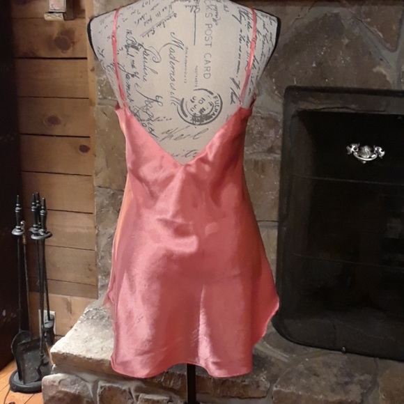 Vintage Victoria's Secret slip gown - Picture 4 of 7